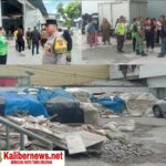 Warga Demo Protes Pengusaha Gudang Kemiri Tidak Peduli Dengan Kebersihan Lingkungan Menyebabkan Bau Busuk…****