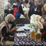 Distribusi Bansos Di Desa Kertamulya Capai 1.536 Penerima, Kades Farhan Fauzi Siapkan Program Jemput Bola.